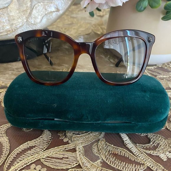 Gucci sunglasses - Picture 1 of 16